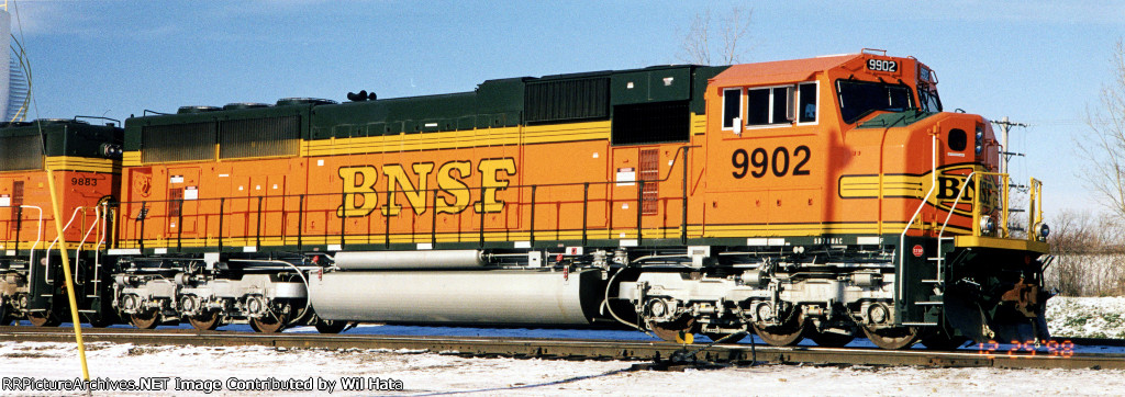 BNSF SD70MAC 9902